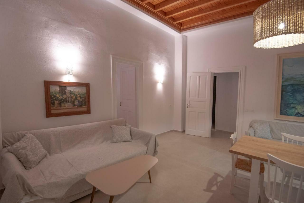 M Residence Little Venice Mykonos Town Екстер'єр фото