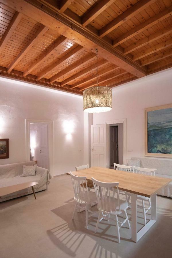 M Residence Little Venice Mykonos Town Екстер'єр фото